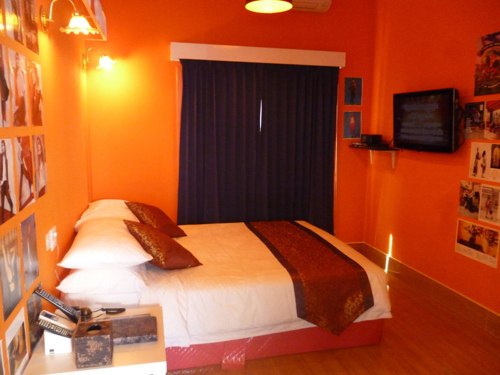 White Rabbit Hostel Siem Reap (Adults Only) מראה חיצוני תמונה