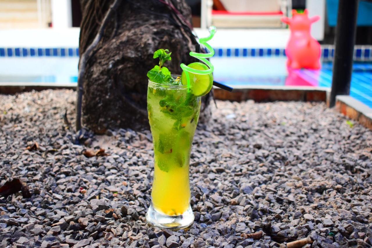 White Rabbit Hostel Siem Reap (Adults Only) מראה חיצוני תמונה