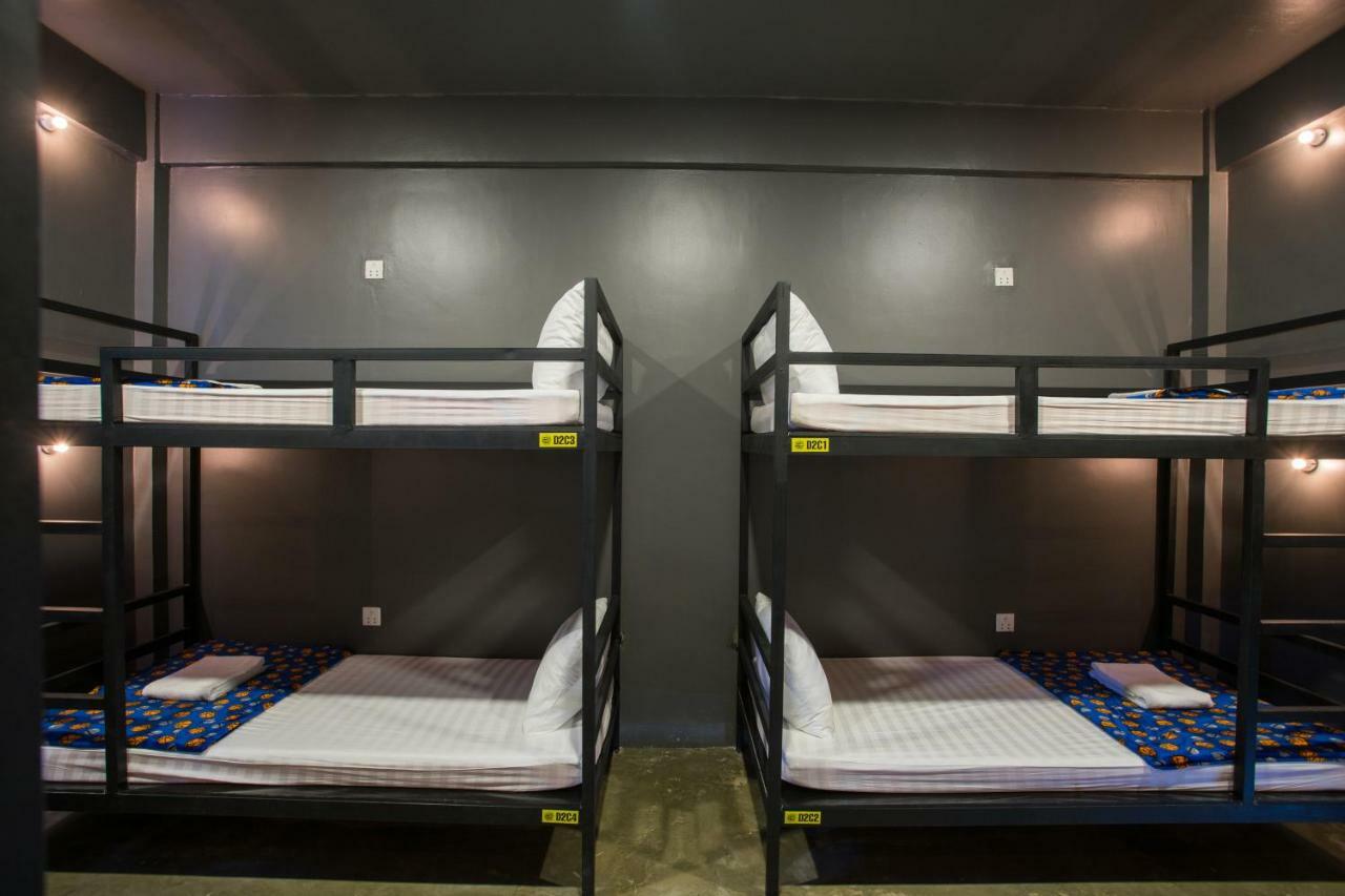White Rabbit Hostel Siem Reap (Adults Only) מראה חיצוני תמונה