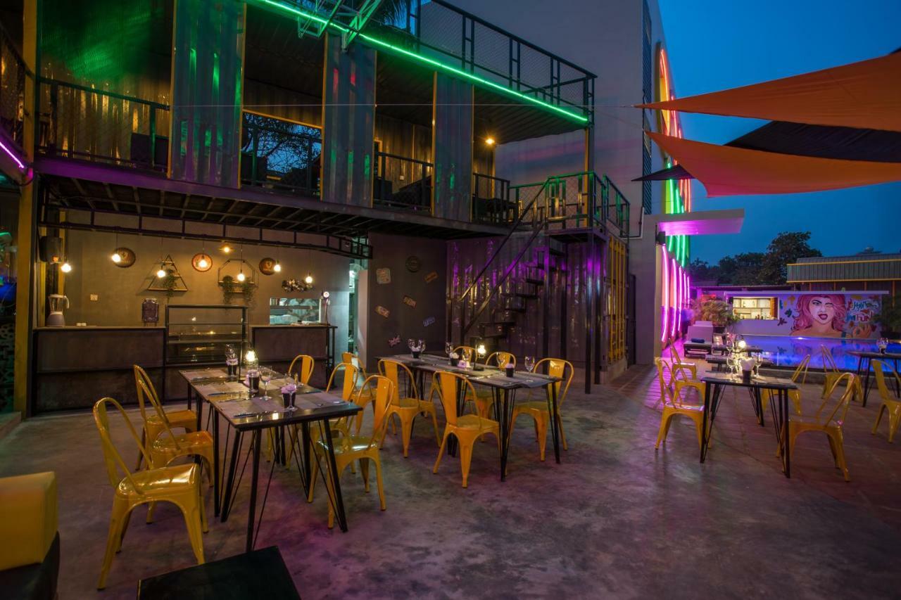 White Rabbit Hostel Siem Reap (Adults Only) מראה חיצוני תמונה