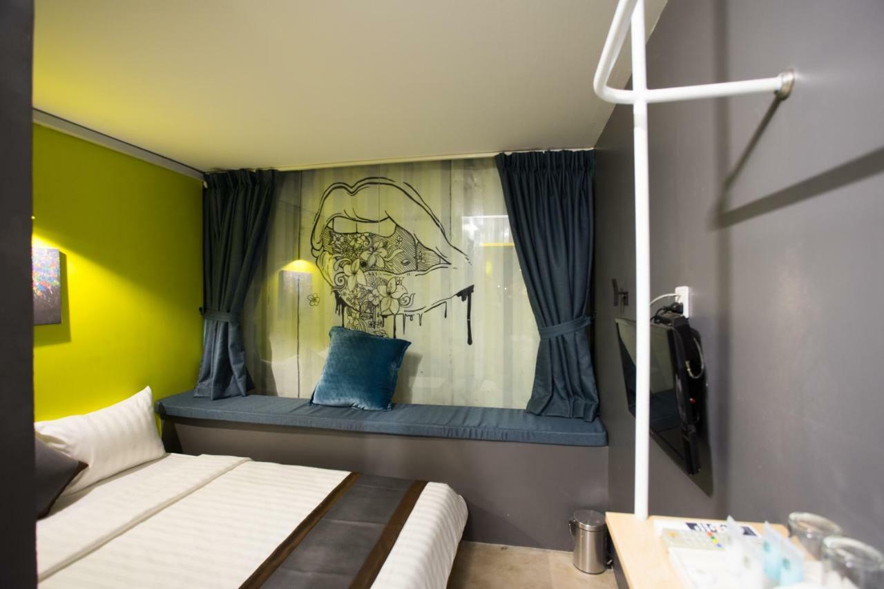 White Rabbit Hostel Siem Reap (Adults Only) מראה חיצוני תמונה